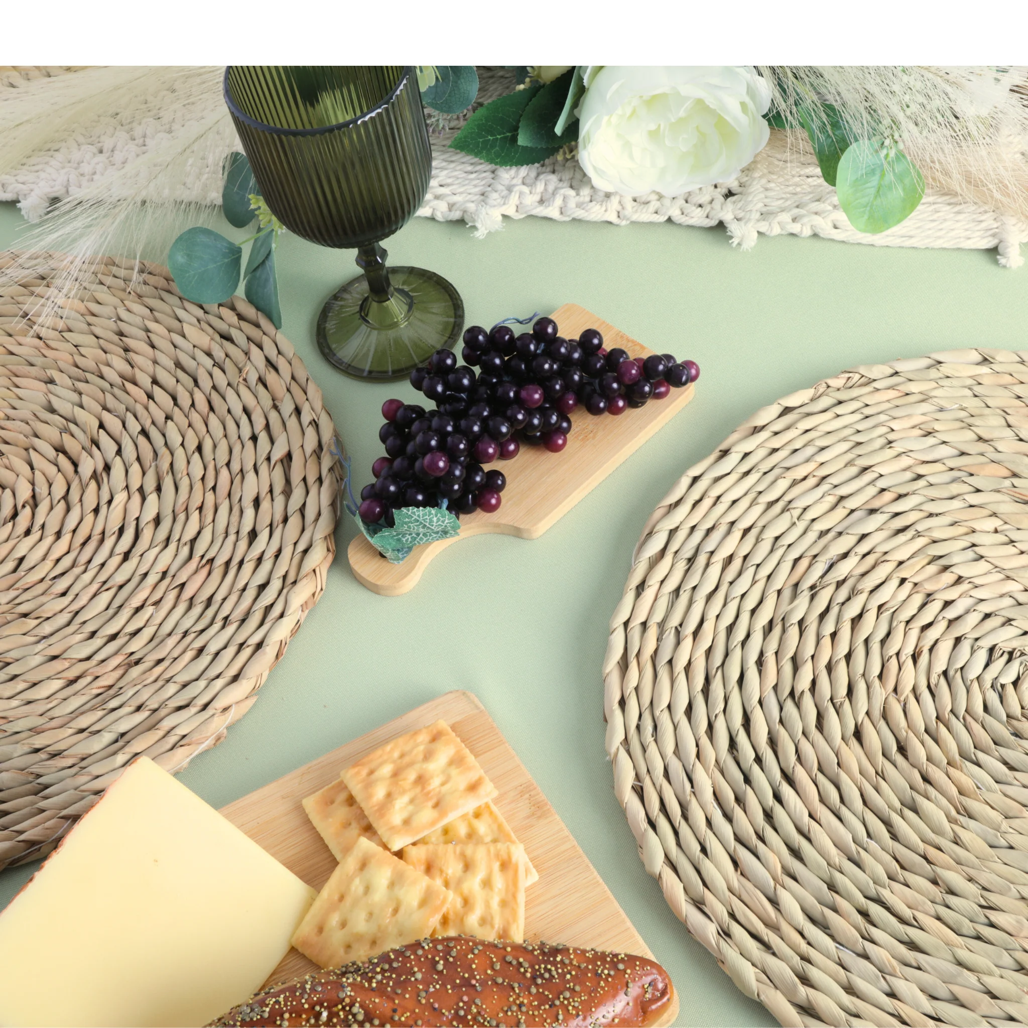 Braided Raffia Straw 15" Placemats (4pc/set) - Image 3