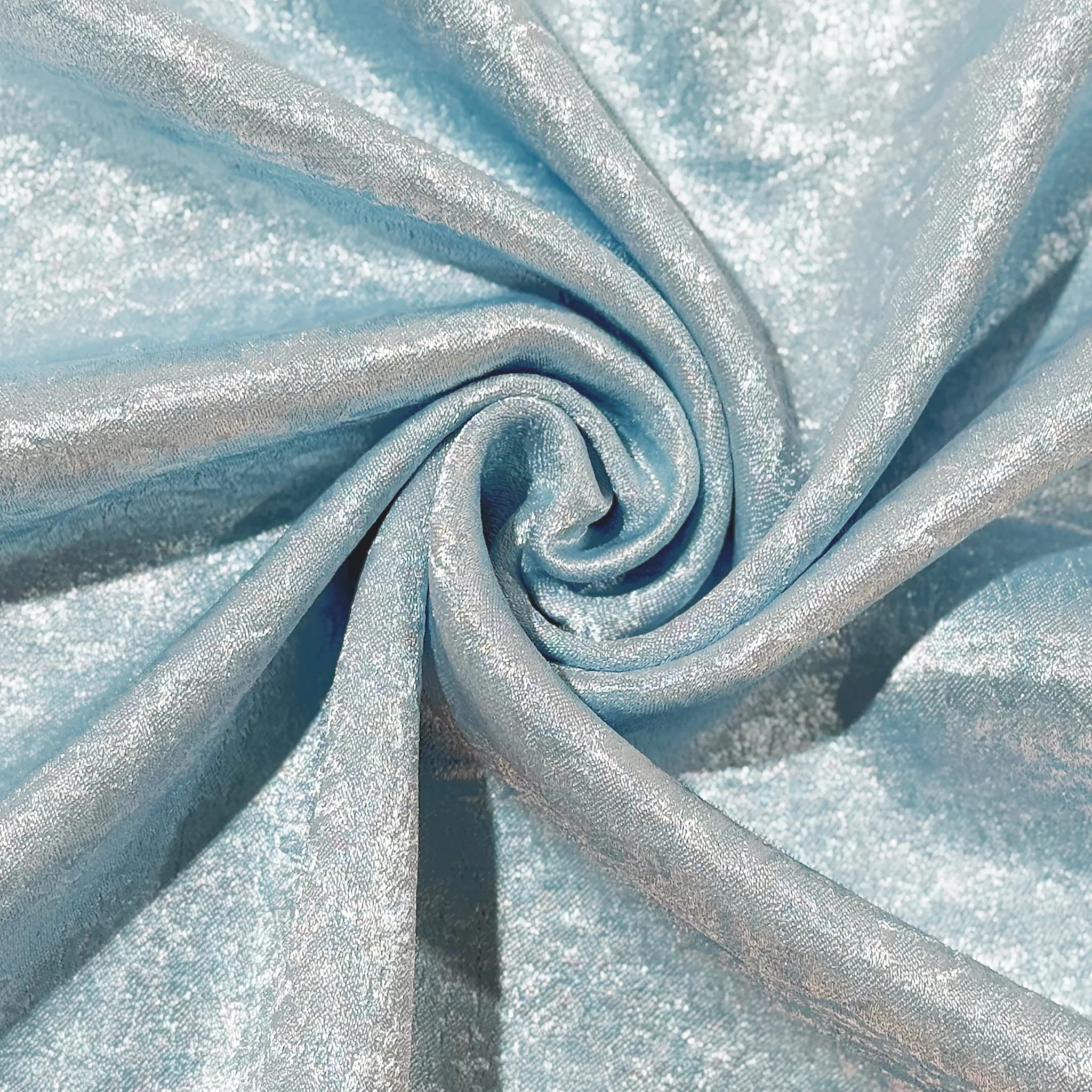 Crinkle Shimmer 120" Round Tablecloth - Baby Blue - Image 4