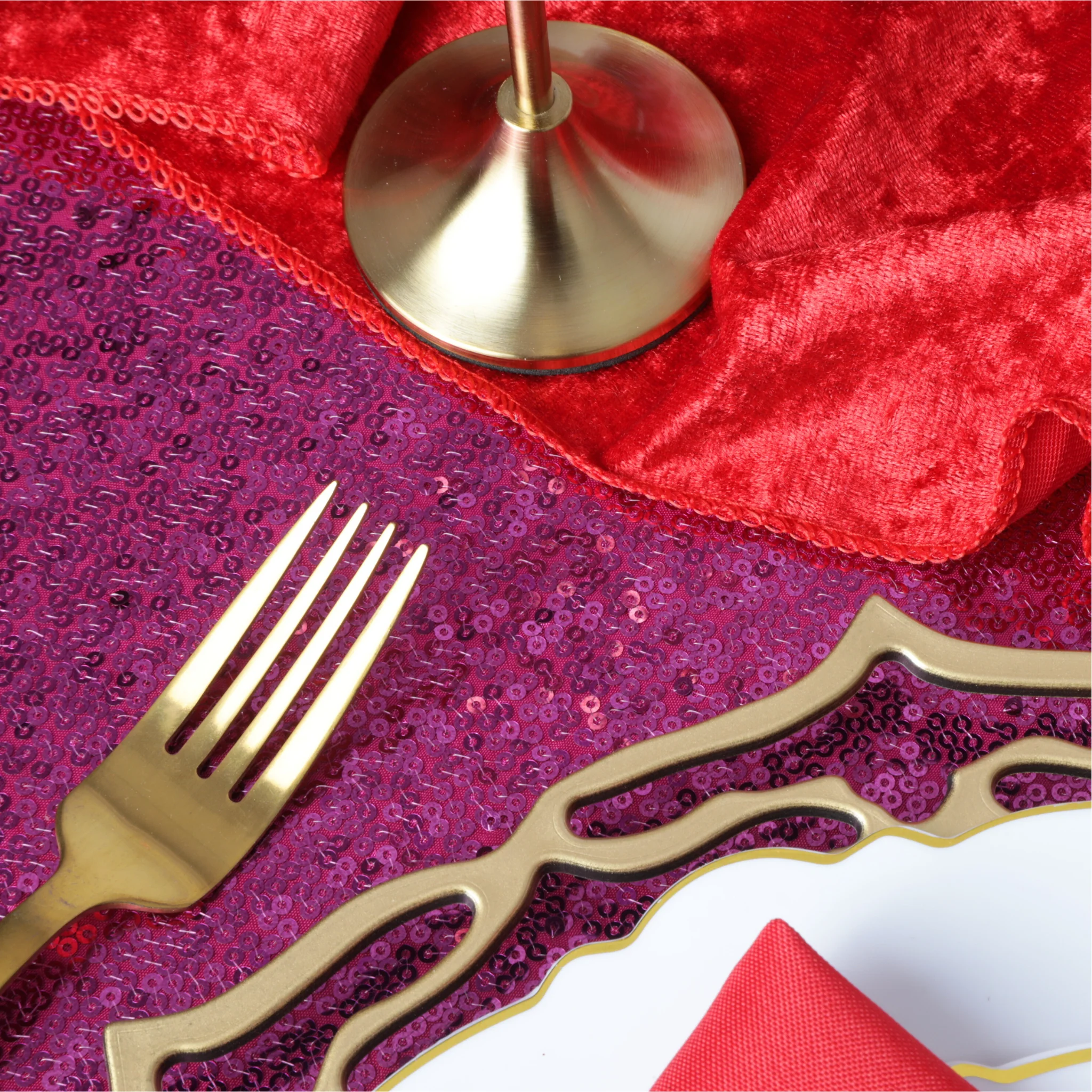 Glitz Sequin 90"x156" Rectangular Tablecloth - Magenta - Image 3