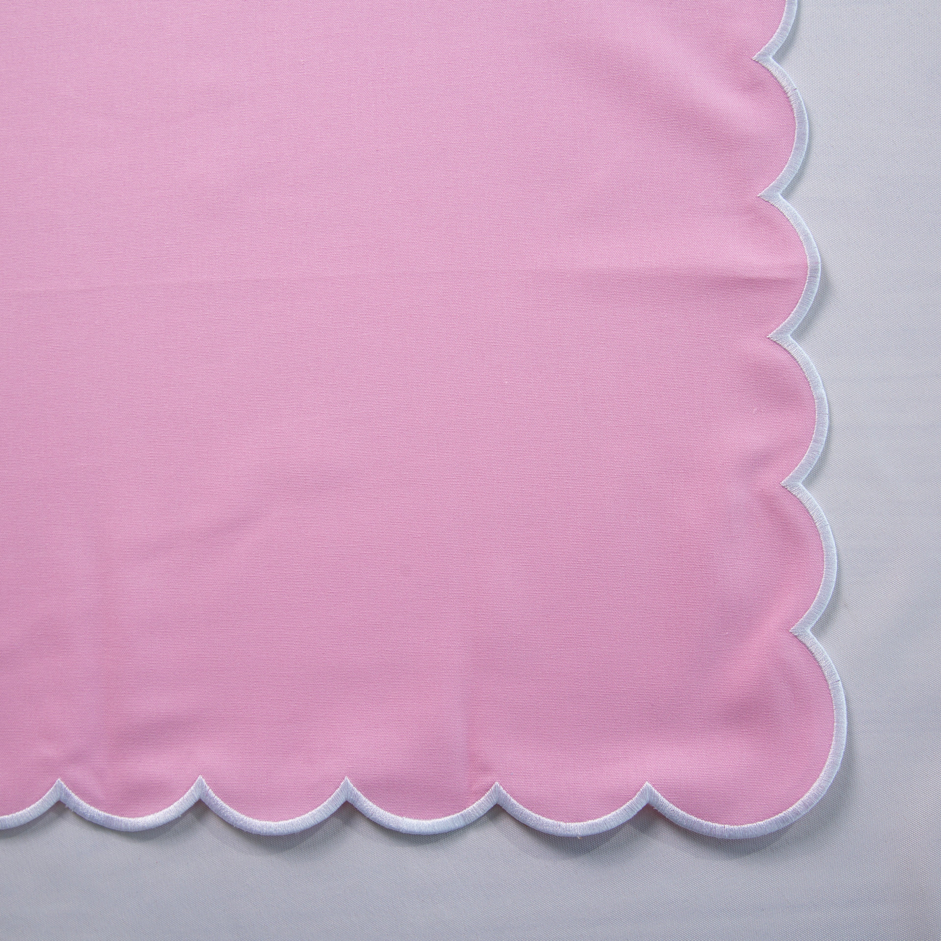 4 pc/pk Scalloped Edge Linen Napkin - Pink/White Trim - Image 6