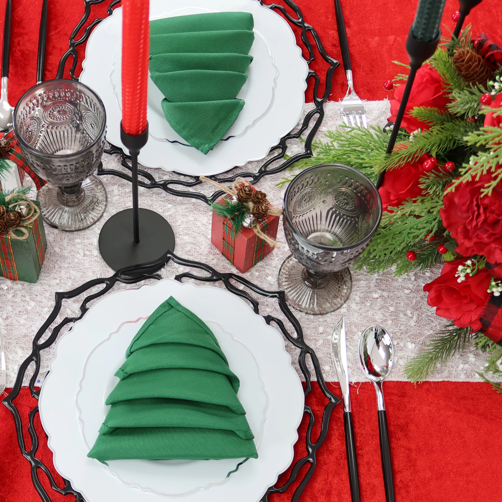 Velvet 90"x156" Rectangular Tablecloth - Red - Image 2